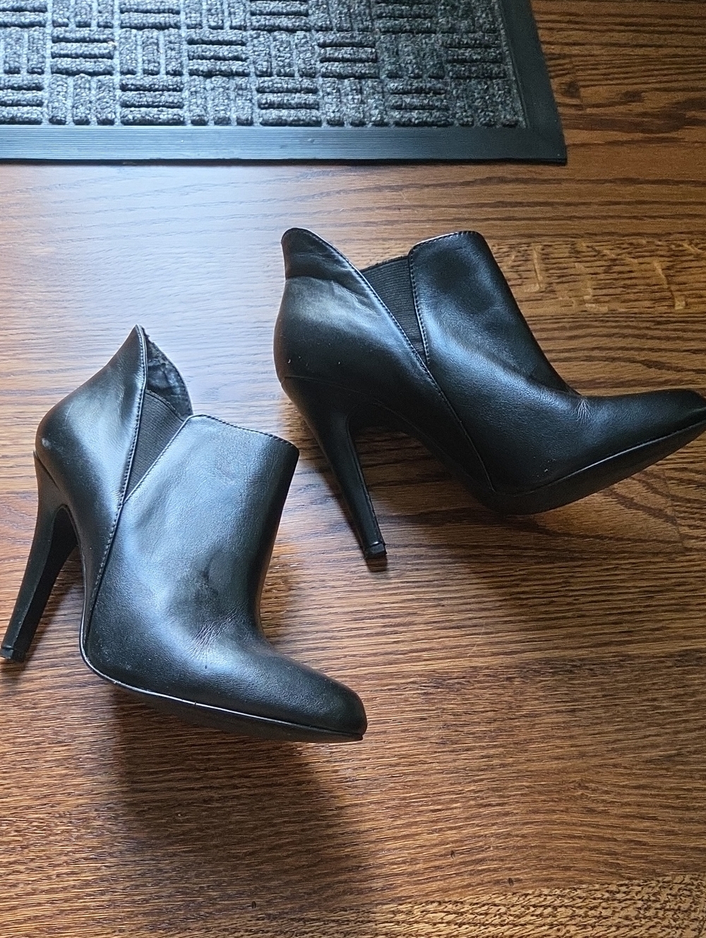 BCBG black Stiletto Booties